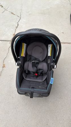 Graco baby car seat