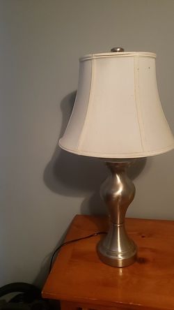 Table lamp