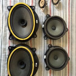 2018 tacoma original speakers