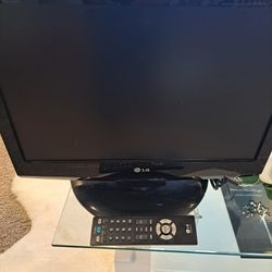 Tv / Monitor 20 inches