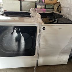 Cabrio Electric Washer And Dryer