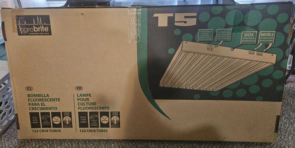 T5 Grow Lights (Never Used)