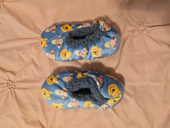 Boys Pooh Slippers!
