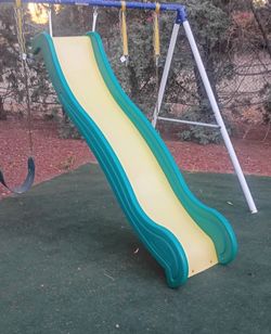 Slide Kids 7 1/2" Long Forts - Treehouse - Swing Sets