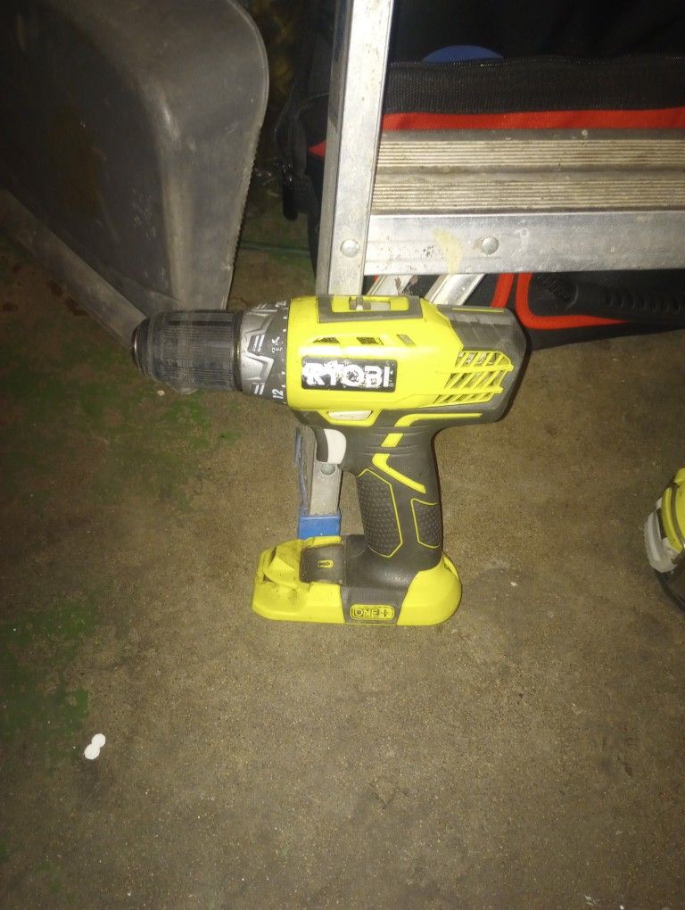 Ryobi Drill/Driver - Model P208B