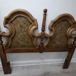 Free Queen-size Headboard in North Miami Beach, Florida 33179