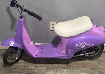 Razor Moped Scooter