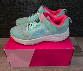 Skechers GoRun Kids Sneakers Size 13.5