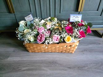 Single Rose's Flower Arrangements $7 EACH