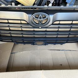 Toyota 2024 Grille