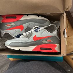 Nike Air Max 90’s unisex Size 6