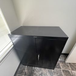 Filing Cabinets/ Metal Cabinets