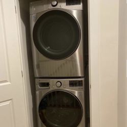 Like New Washer And Electric Dryer 
