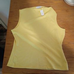 Banana Republic yellow shirt sleeveless