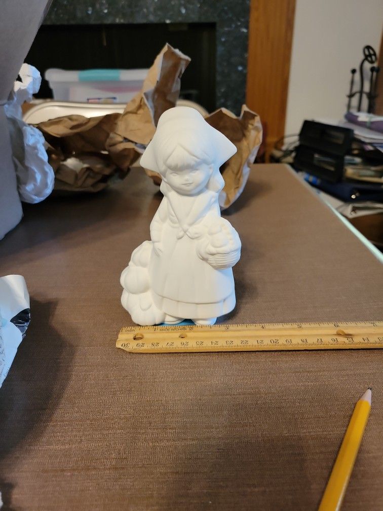 Bisque Ready-to-paint Pilgrim Girl With Pumpkins Thanksgiving