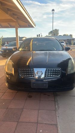 2005 Nissan maxima