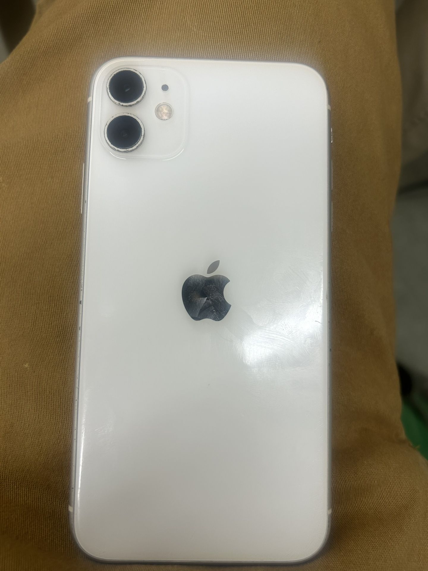 iPhone 11