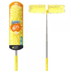 Swiffer Super Extendable Dusting Kit with Heavy Duty Refills (1-Handle, 4-Dusters)