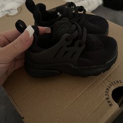 NIKE PRESTO