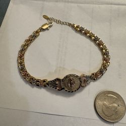 Gold Plated Bracelet Virgin Marry / Pulcera Virgen María En Oro Laminado 