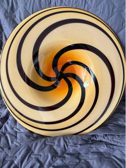 Decorated dish