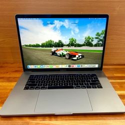 Apple MacBook Pro 15” 2018 2.9Ghz i9 16GB RAM 500GB SSD Radeon Pro 560X 4GB V-Ram Graphics Fully Functional!!