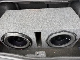 2 P3 12 in subwoofers and amp
