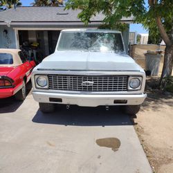 1972 C20 Chevy With Extra Parts