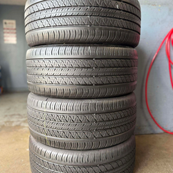 255:45R19 continental Brand. For sale 🏷️💯tires usadas en perfecta condición 80%life (4)