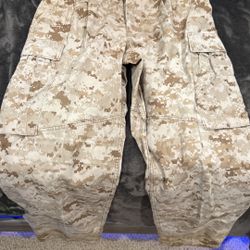 Men’s Tan Camo Pants 