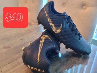 Nike Soccer Cleats 8.0