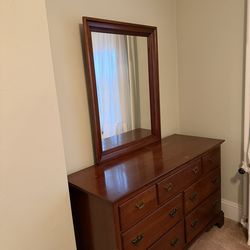 Dresser With Mirror  52x20 Dresser 7 Drawers
