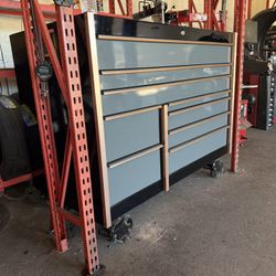 Snap on tool box
