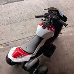 Moto electrica para niño. 
