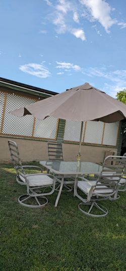 **Beatiful 6pc Patio Set **