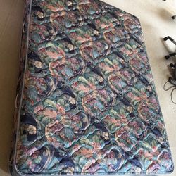 Free Queen Size Mattress 