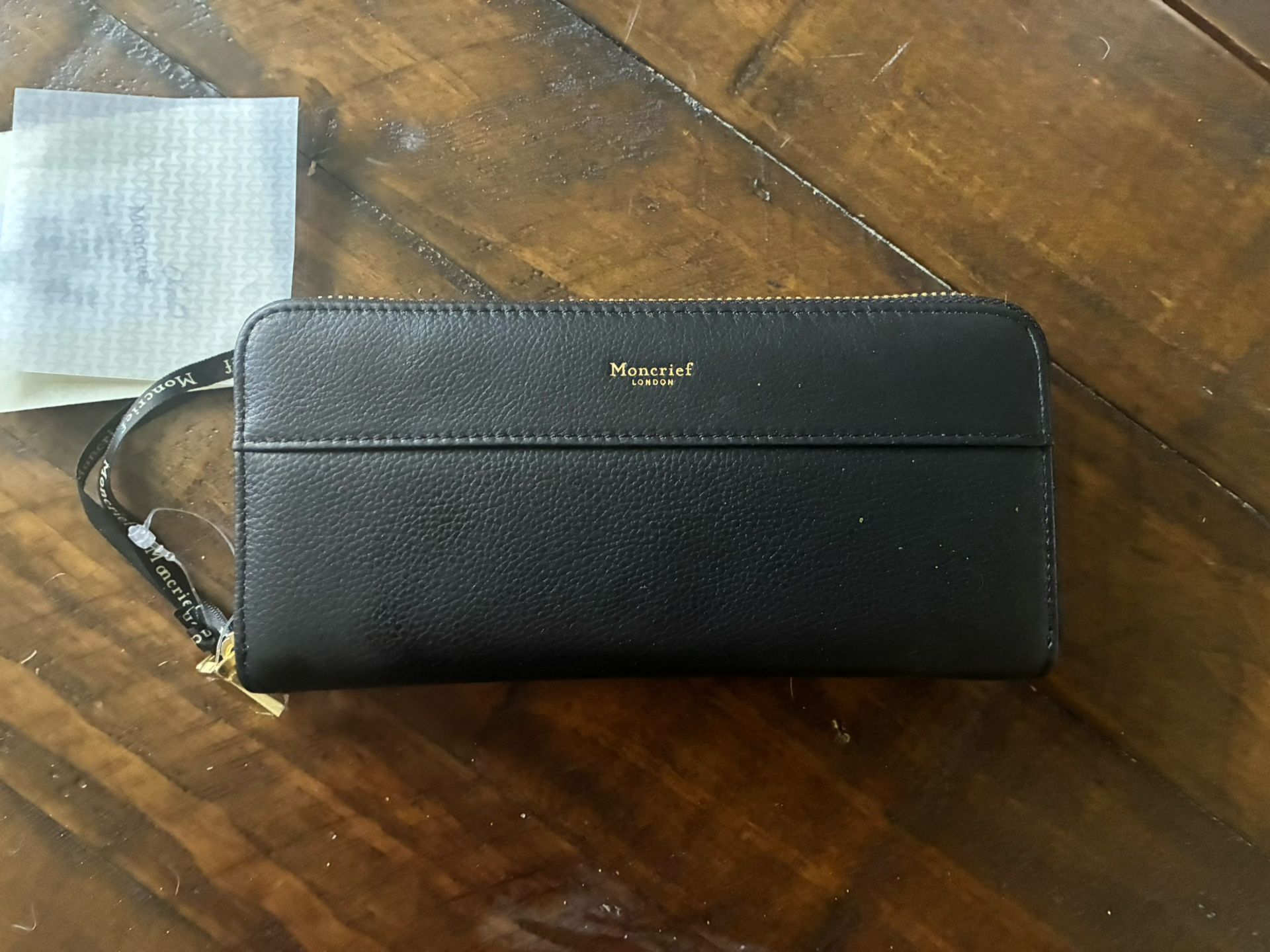Moncrief London Zip Wallet Purse 