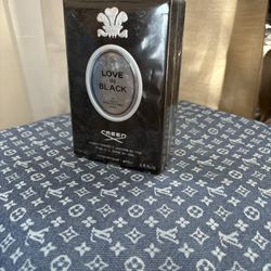 Creed Love In Black Women’s Perfume