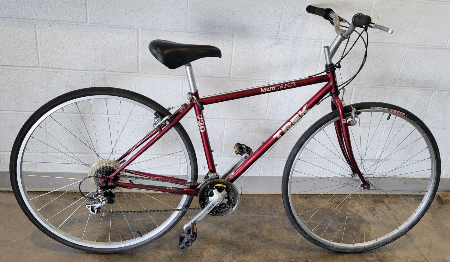 Mens bicycle. Trek.