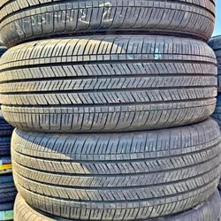 235/55r20 Goodyear Tires Cón 80% De Vida Las 4 