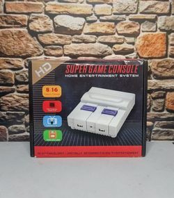 Super Retro Game Console with 4062 Games, two Wireless Controllers HD open box never used