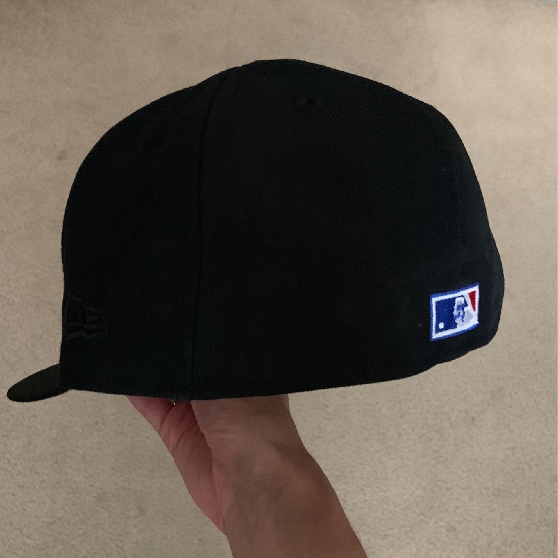 Two-Tone Gray and Charcoal Toronto Blue Jays Fitted Hat Red UV 1992 World  Series Champs Sidepatch for Sale in Hilltop Mall, CA - OfferUp