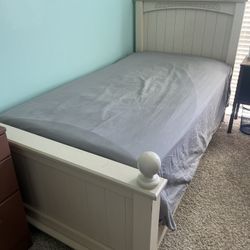 Children’s Bedroom Set Ashley Furniture