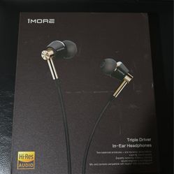 1MORE Triple Driver In-Ear Earphones Hi-Res Headphones with High Resolution, Bass Driven Sound, MEMS Mic, In-Line Remote, High Fidelity for Smartphone