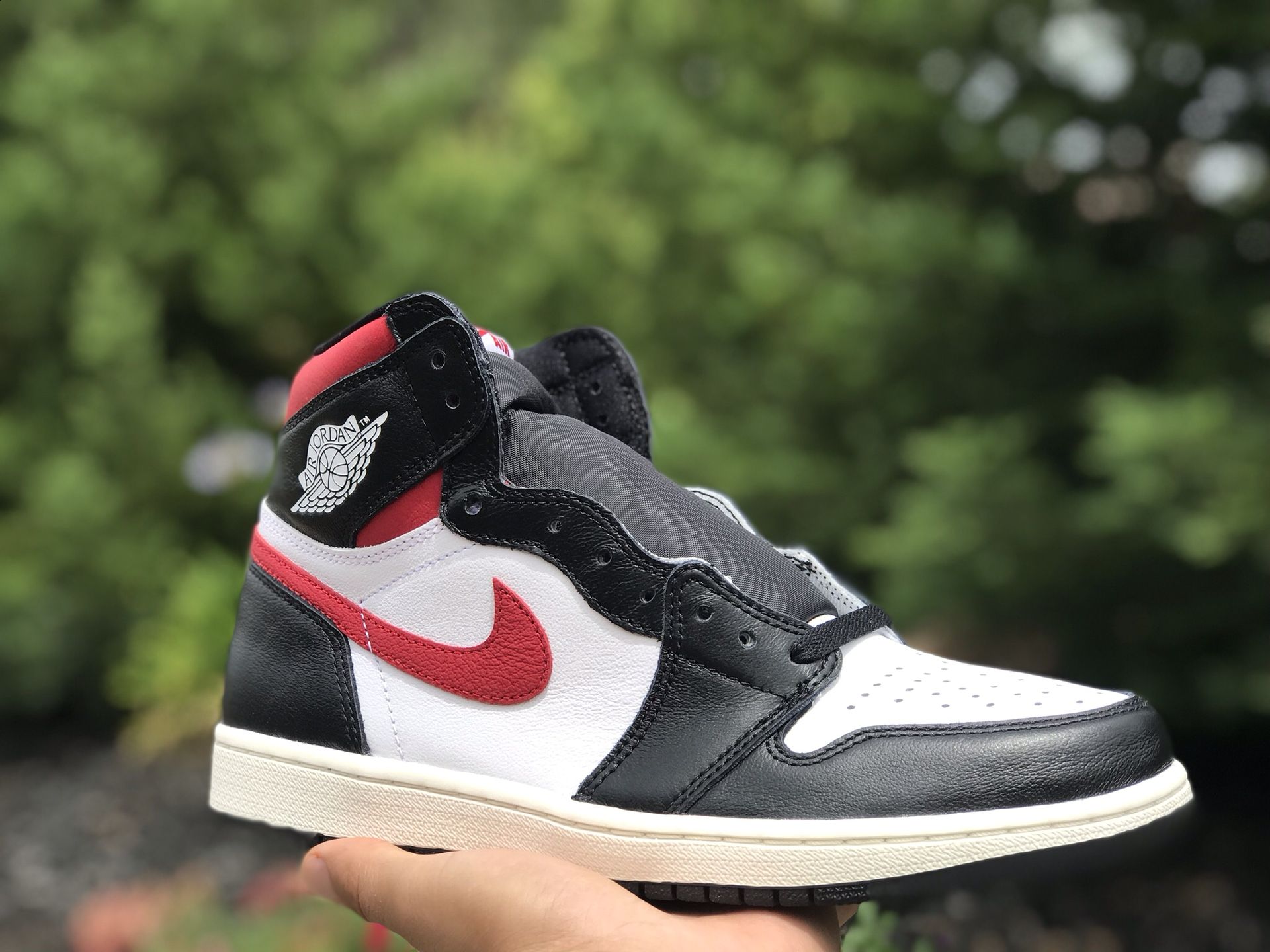 Jordan Retro 1 Gym Red 9/9.5/10