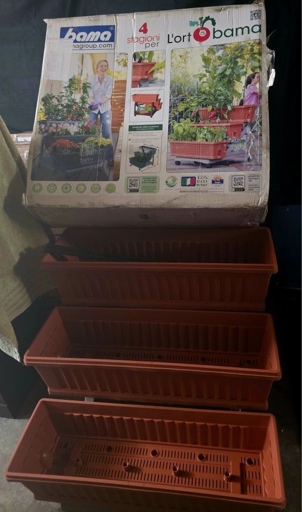 Brand NEW L'ort Di Bama The Italian Rolling Garden Cart $199 NEW BNIB NEVER USED