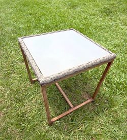 Selling beautiful patio/porch table 18 x 18 x 19.5.