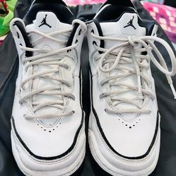 Air Jordan Kids Size 5