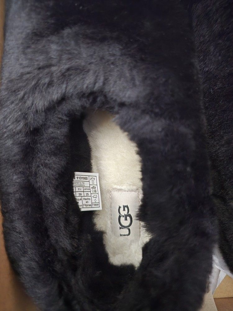 UGG