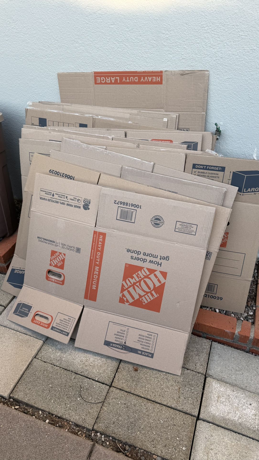 Free Moving Boxes